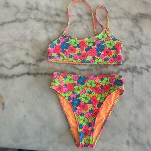 Frankies Bikinis Groovy Set NWOT
